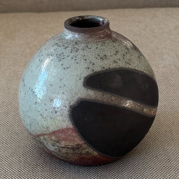 Small Round Hand Made Raku Vase - Picture 4 of 6
